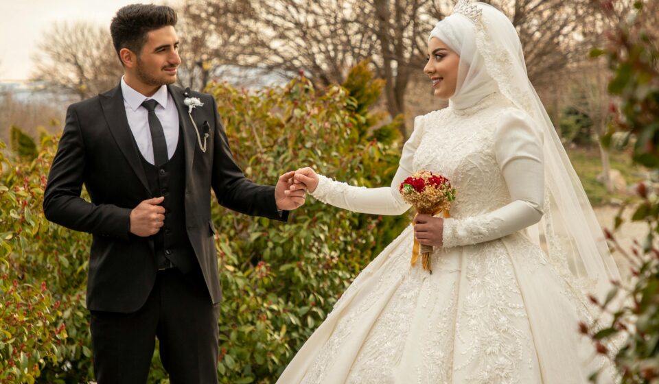 presents from groom to bride